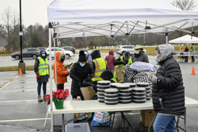 Image of Christmas Day meal distribution